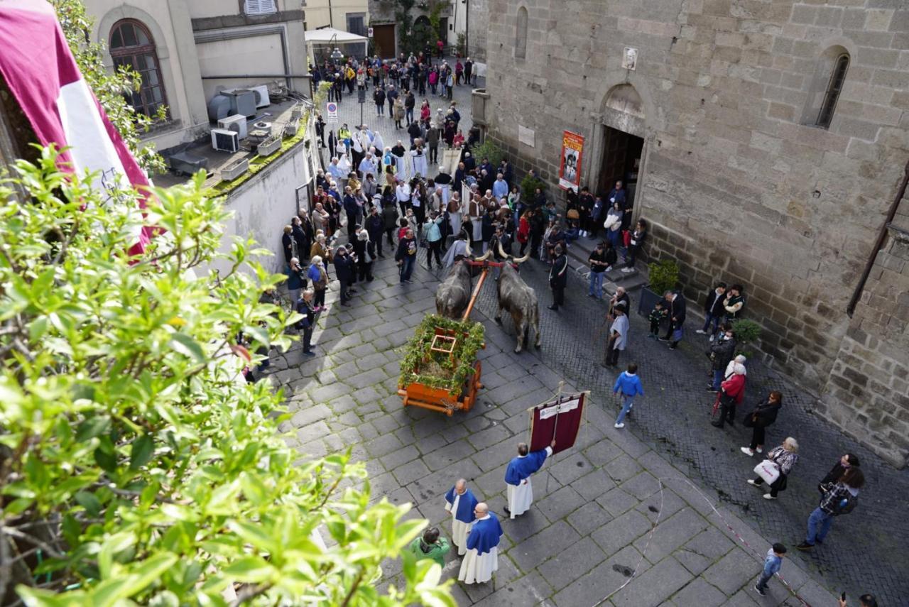 Appartamento Piazza Santa Maria Nuova فِتيربو المظهر الخارجي الصورة