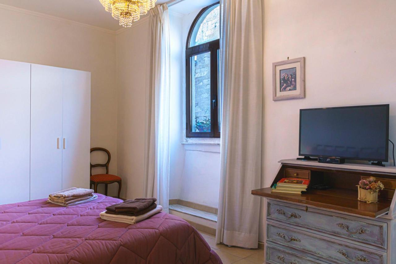Appartamento Piazza Santa Maria Nuova فِتيربو المظهر الخارجي الصورة